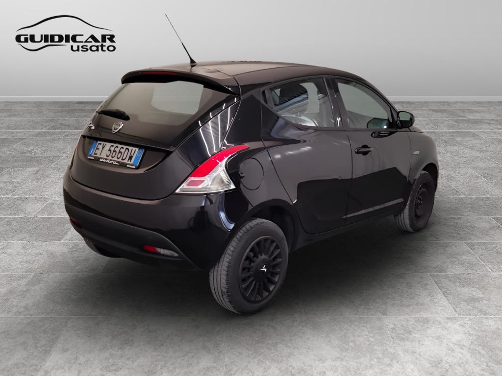 LANCIA Ypsilon III 2011 - Ypsilon 0.9 t.air Silver ecochic metano 8