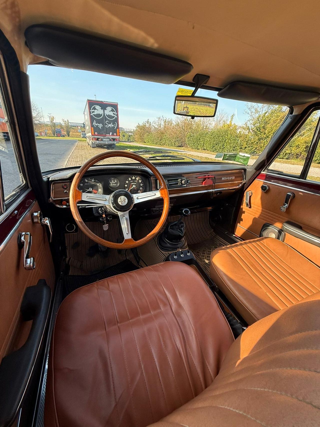 Alfa Romeo Giulia 1300 Super