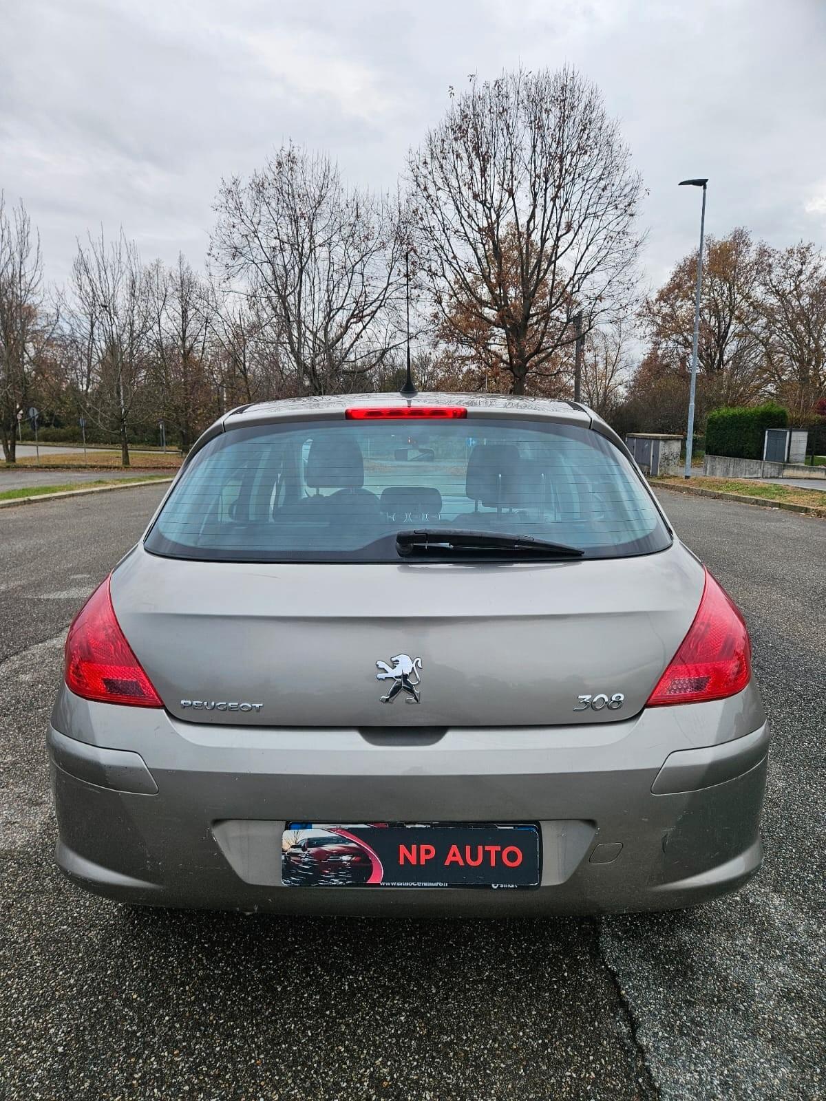 Peugeot 308 NEOPATENTATI