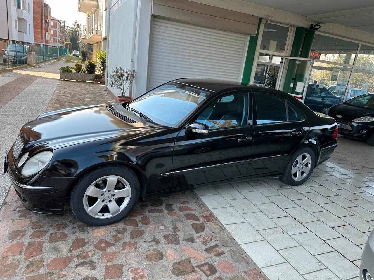 Mercedes-benz E 280 CDI Avantgarde (12 RATE)