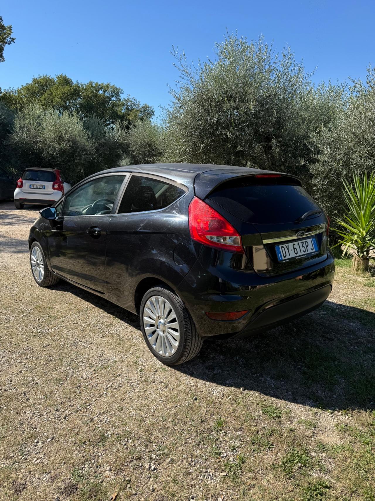 Ford Fiesta 1.4 3 porte Bz.- GPL Titanium