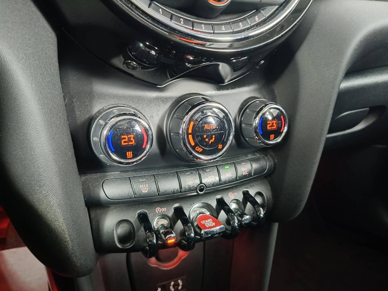 MINI Mini IV F55-F56 2014 - Mini 1.5 One D 5p