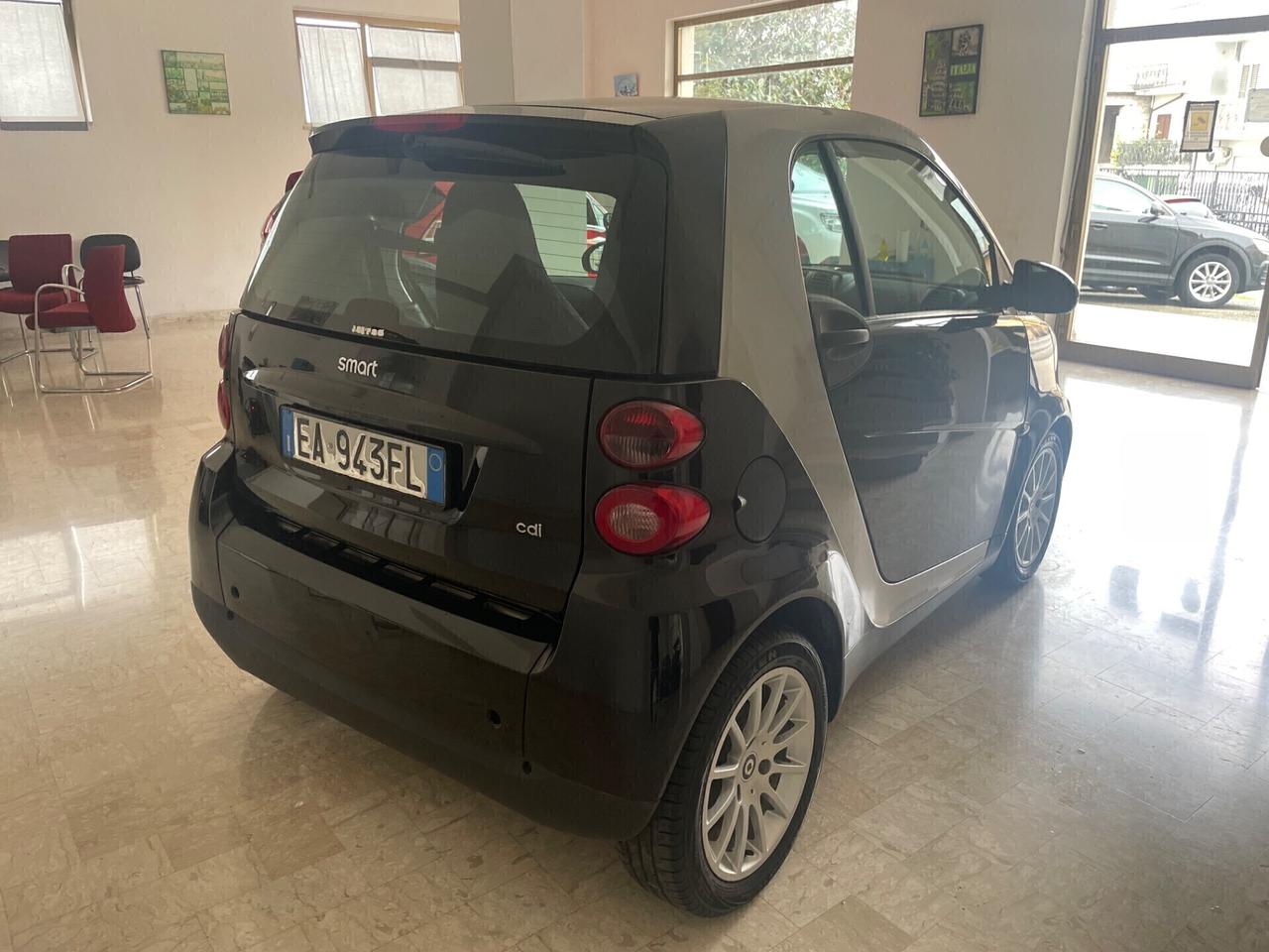 SMART FORTWO 800 40 kW COUPE' PASSION CDI