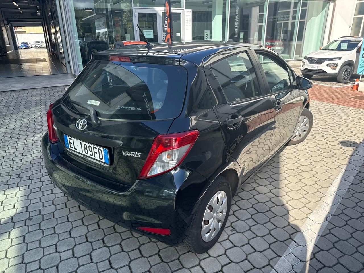 Toyota Yaris 1.0 5 porte Lounge