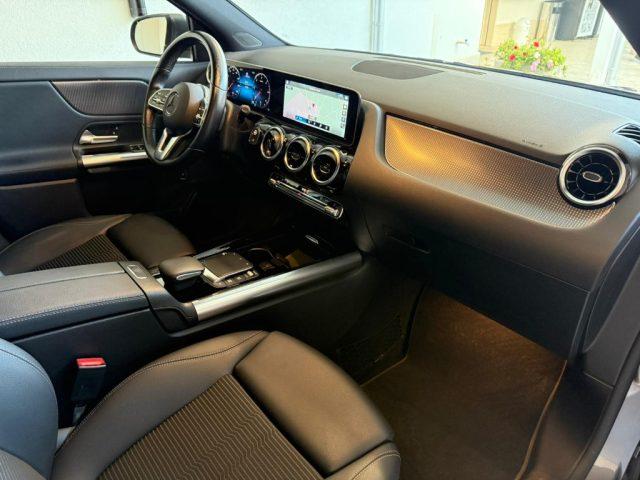 MERCEDES-BENZ GLA 200 d Automatic Sport
