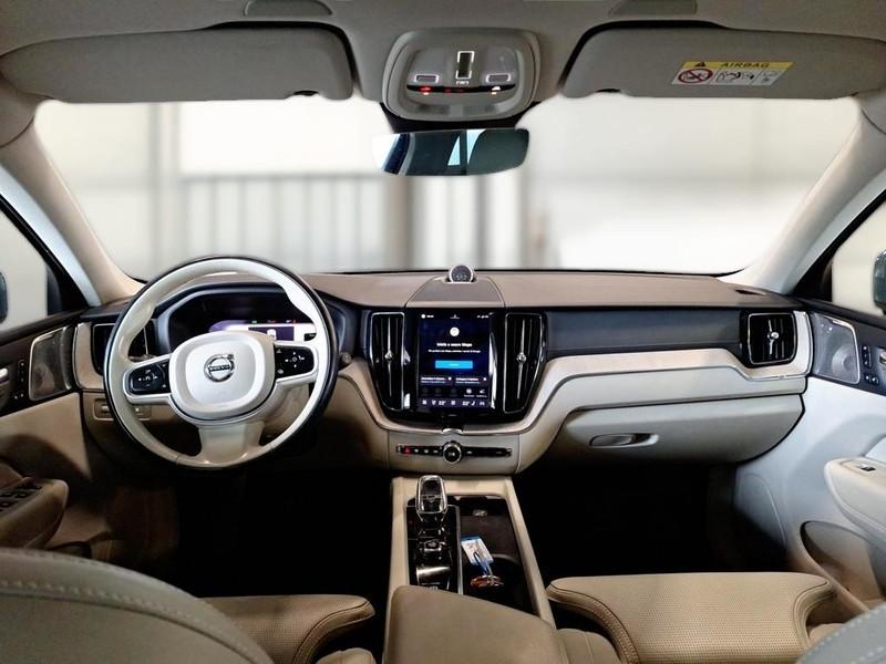 VOLVO XC60 T6 PLUG-IN AWD AUTO RECHARGE INSCR. SUV