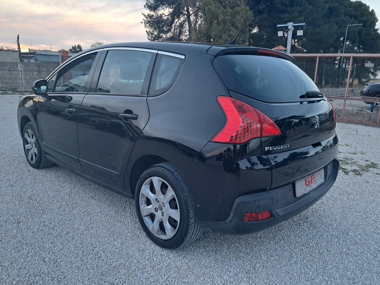 Peugeot 3008 -1.6HDI--110CV* Allure *CLIMA-PARK*
