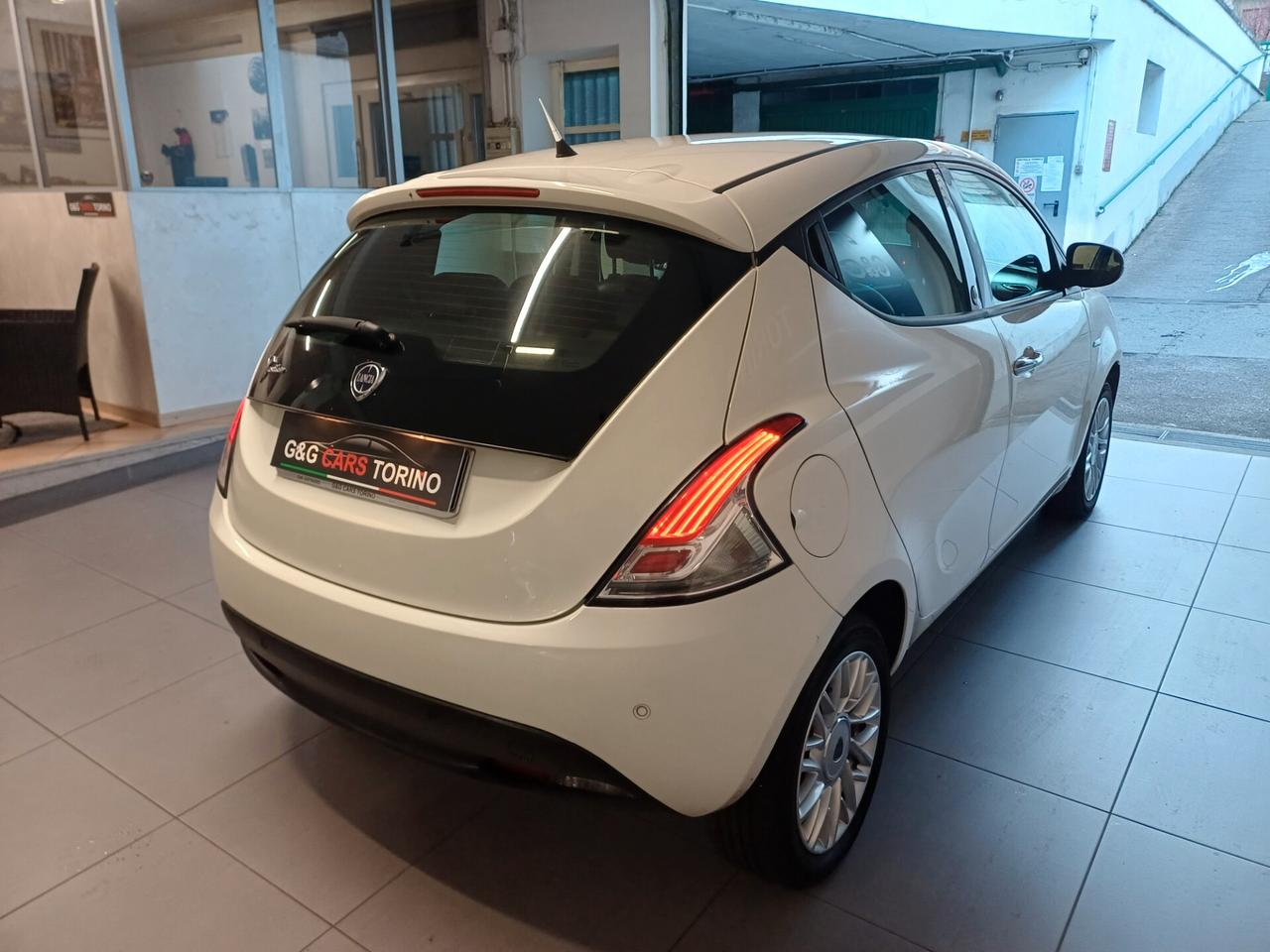 Lancia Ypsilon 1.2 69 CV 5 porte GPL Ecochic Gold