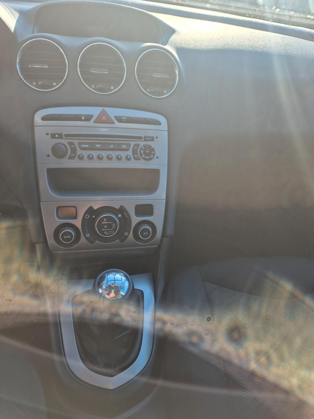 Peugeot 308 1.6 HDi 90CV 5p. Premium