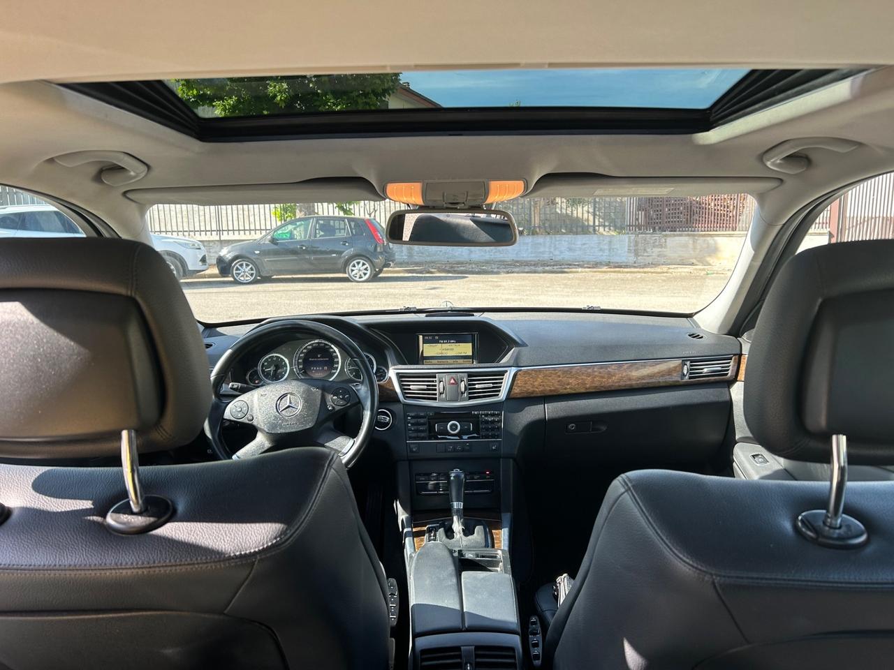 Mercedes-benz E 200 CDI Premium