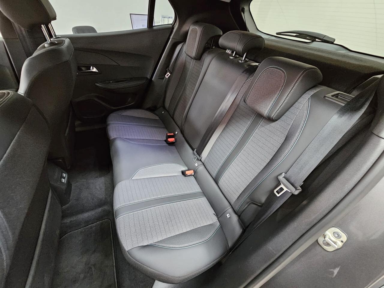 PEUGEOT 2008 SUV BLUEHDI 110cv S&S ALLURE