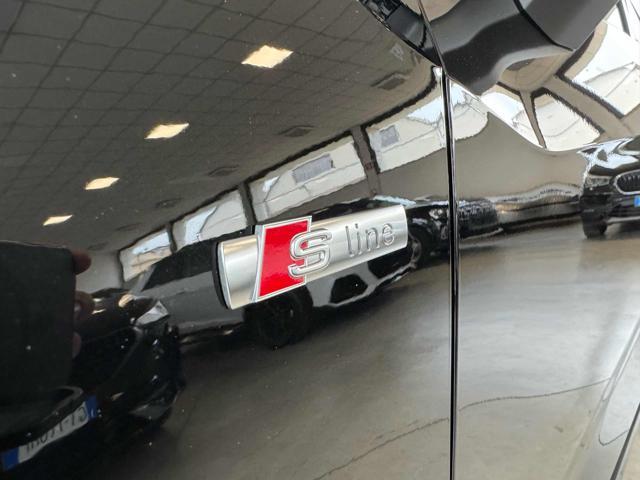 AUDI Q2 30 TFSI S line Interiors Cerchi 19"