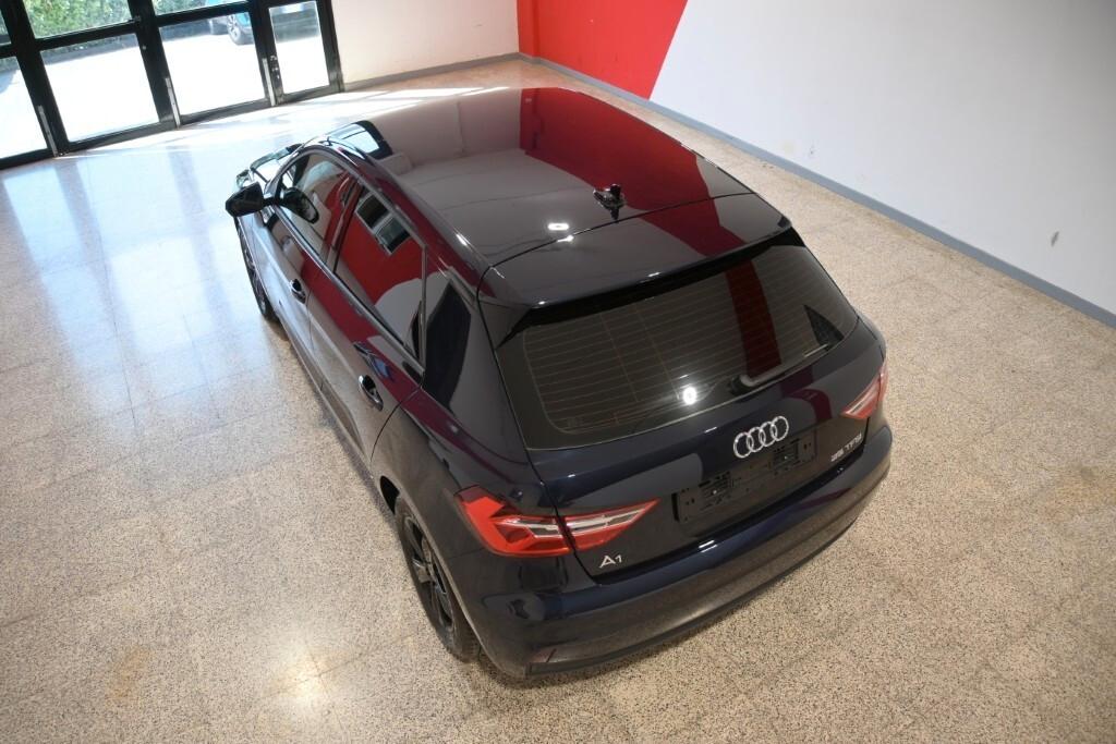 Audi A1 citycarver 25 TFSI Admired