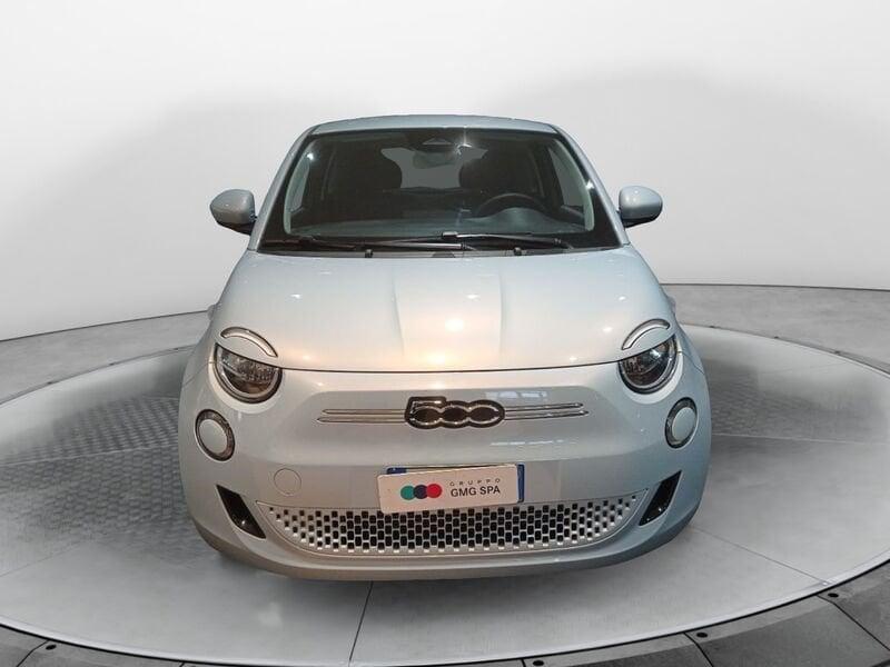 FIAT 500e 42 kWh (Red)