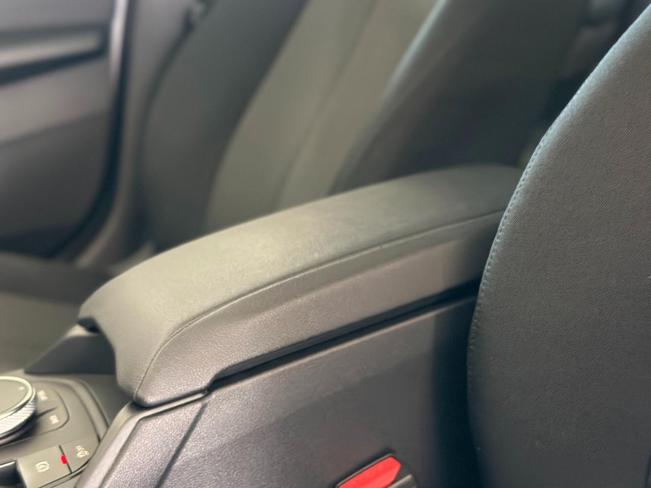 BMW 218 d Gran Coupe Business Advantage