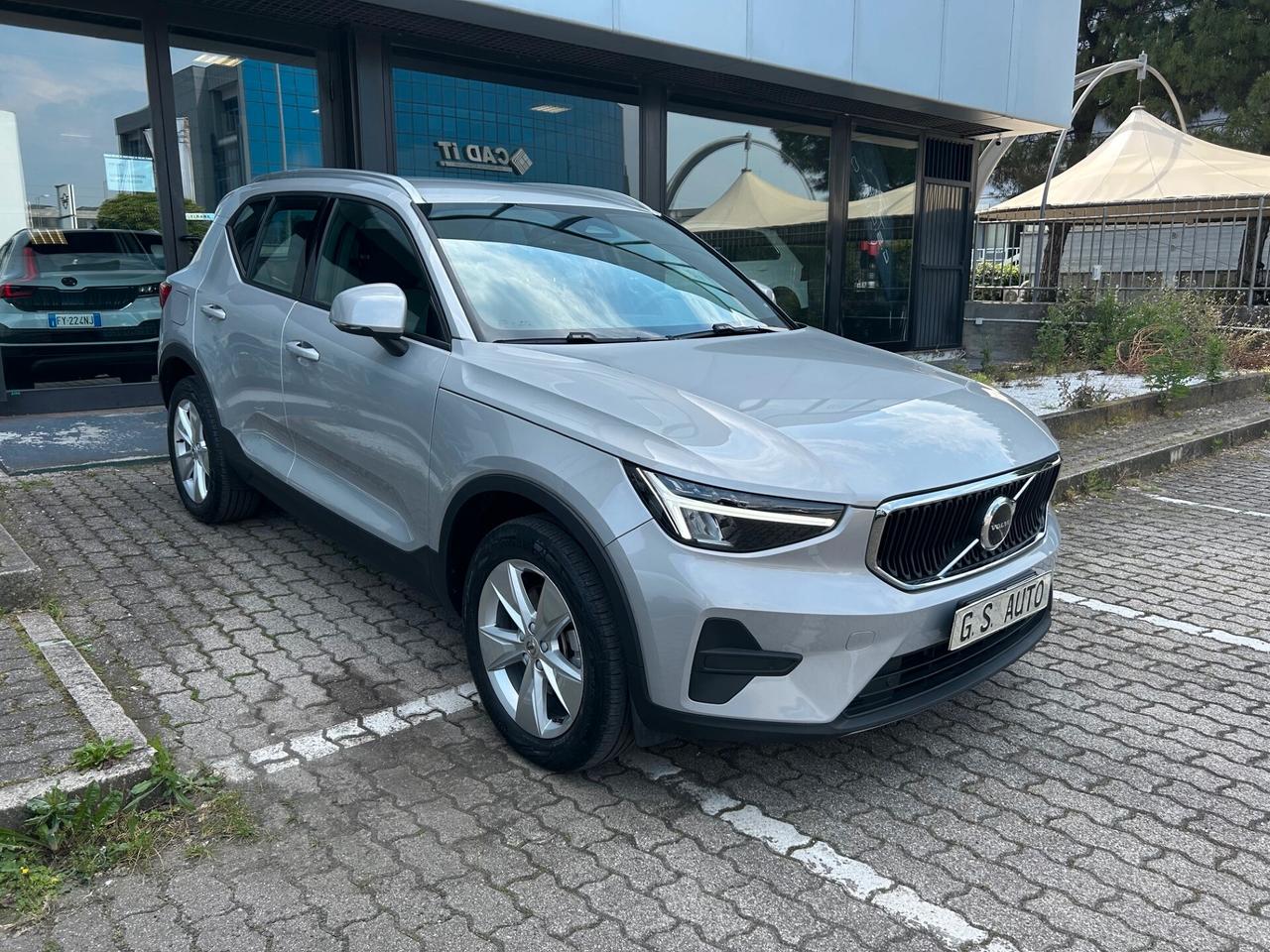 Volvo XC40 2.0 b3 Core auto