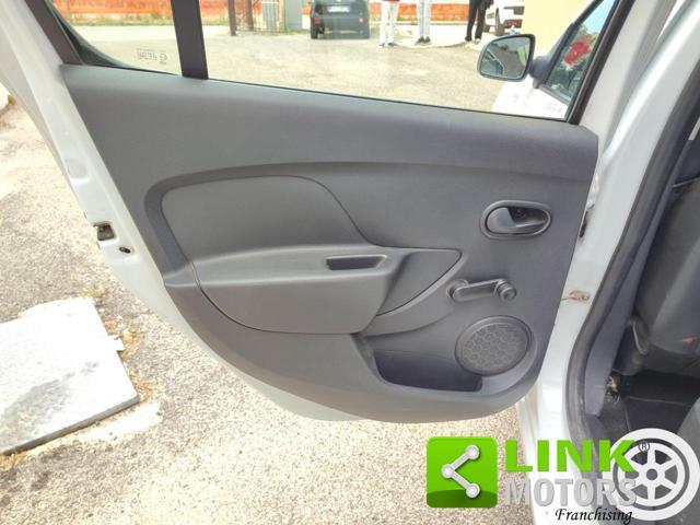 DACIA Sandero 1.2 75CV