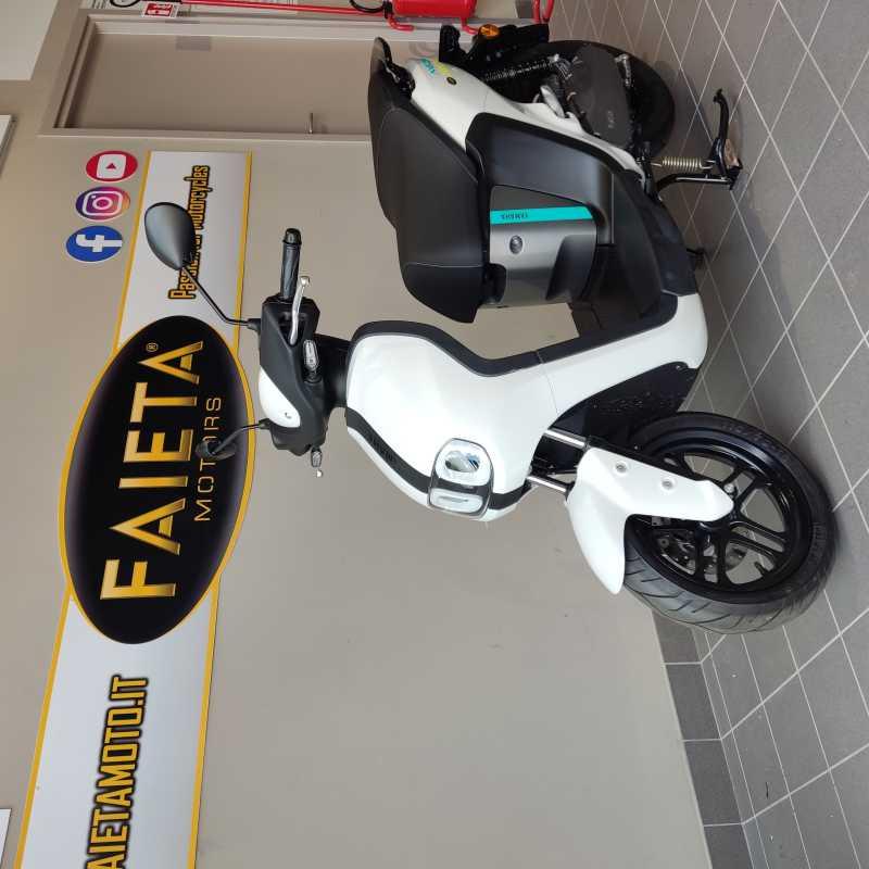 Yamaha Neo's Core - 2025