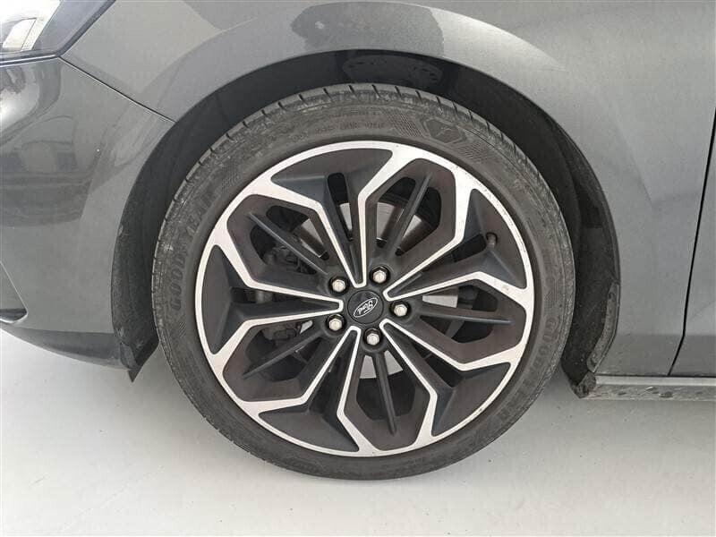 Ford Focus ST Line SW