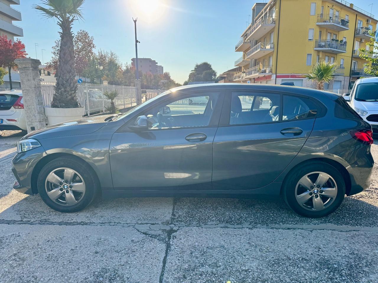 BMW 116d 116cv NAVI AUT. 2020 (PERMUTO)
