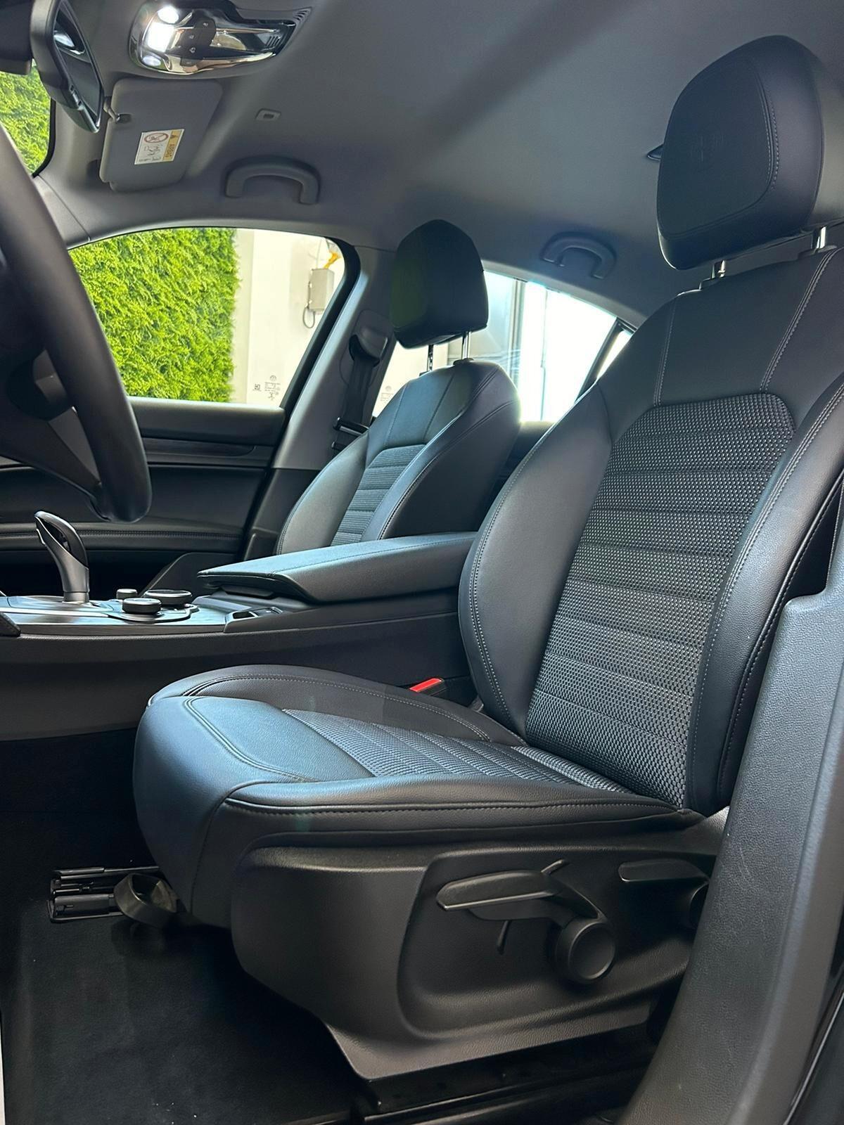 Alfa Romeo Stelvio 2.2 Turbodiesel 210 CV AT8 Q4 Veloce