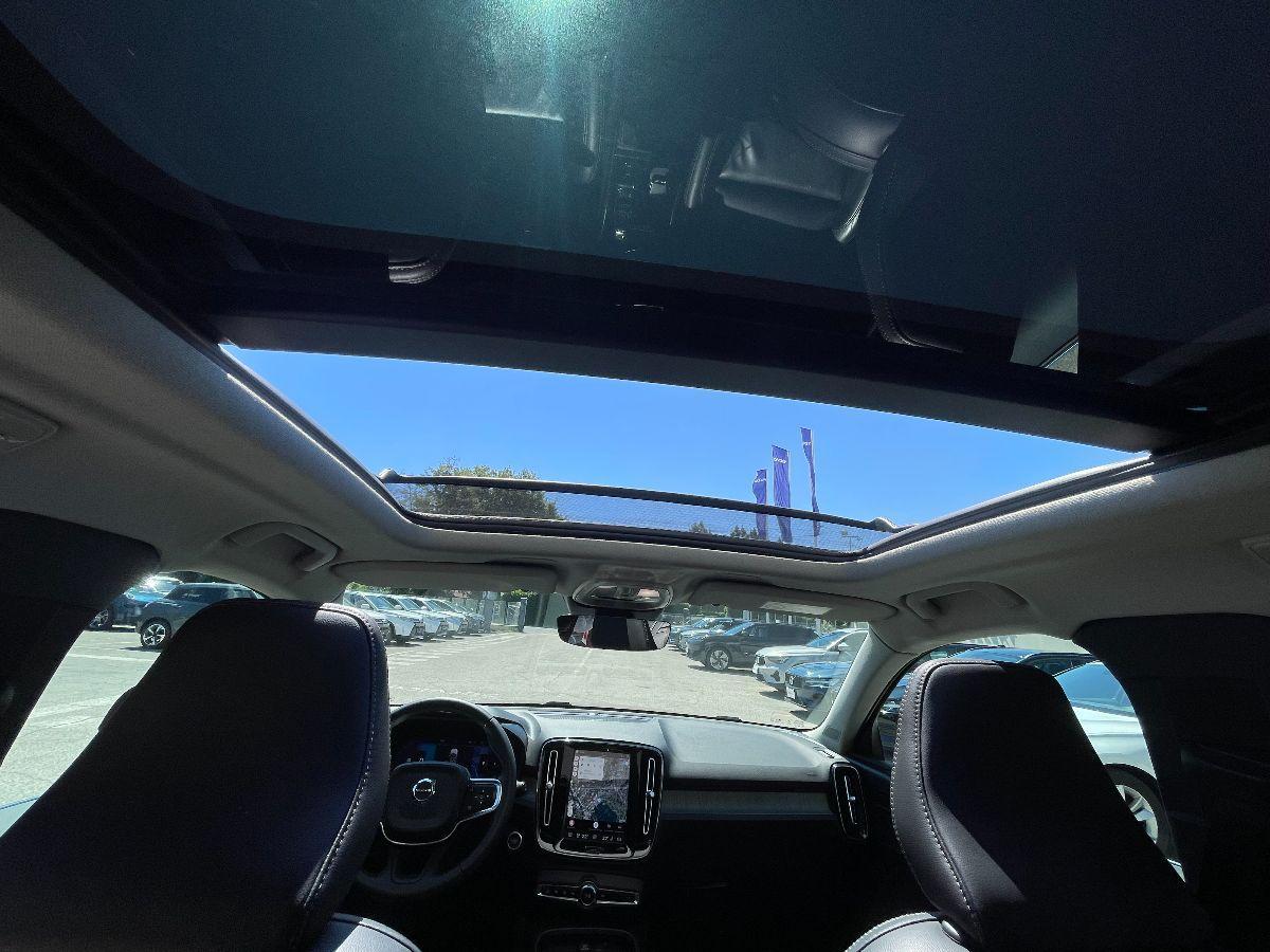 VOLVO - XC40 - B4 AWD Geartronic Ultimate Bright