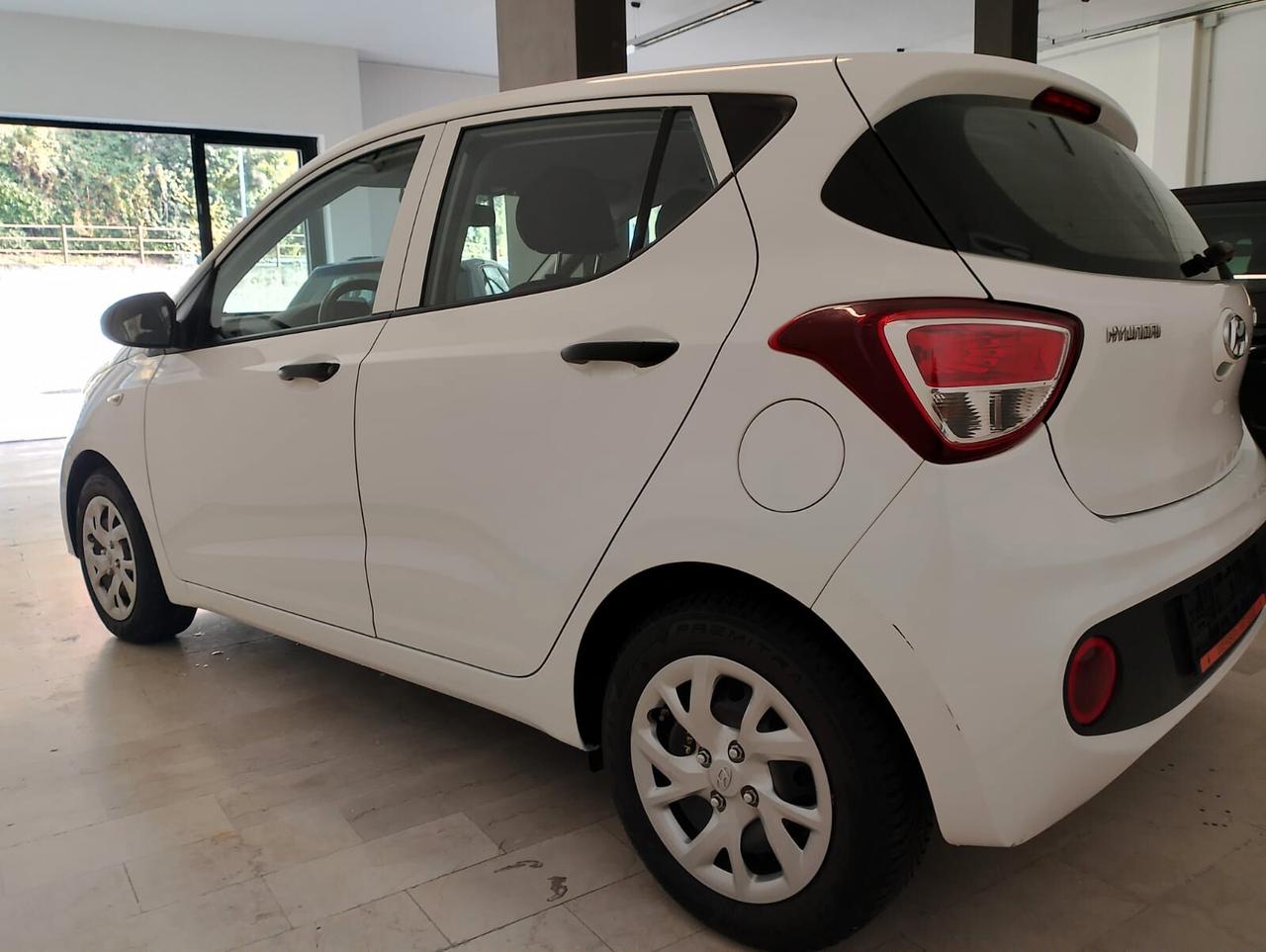 Hyundai i10 1.0 MPI OK NEOPATENTATI OFFERTA