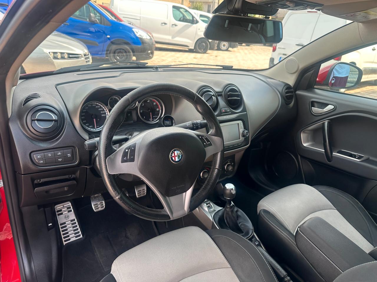 Alfa Romeo MiTo 1.3 JTDm 85 CV S&S Distinctive