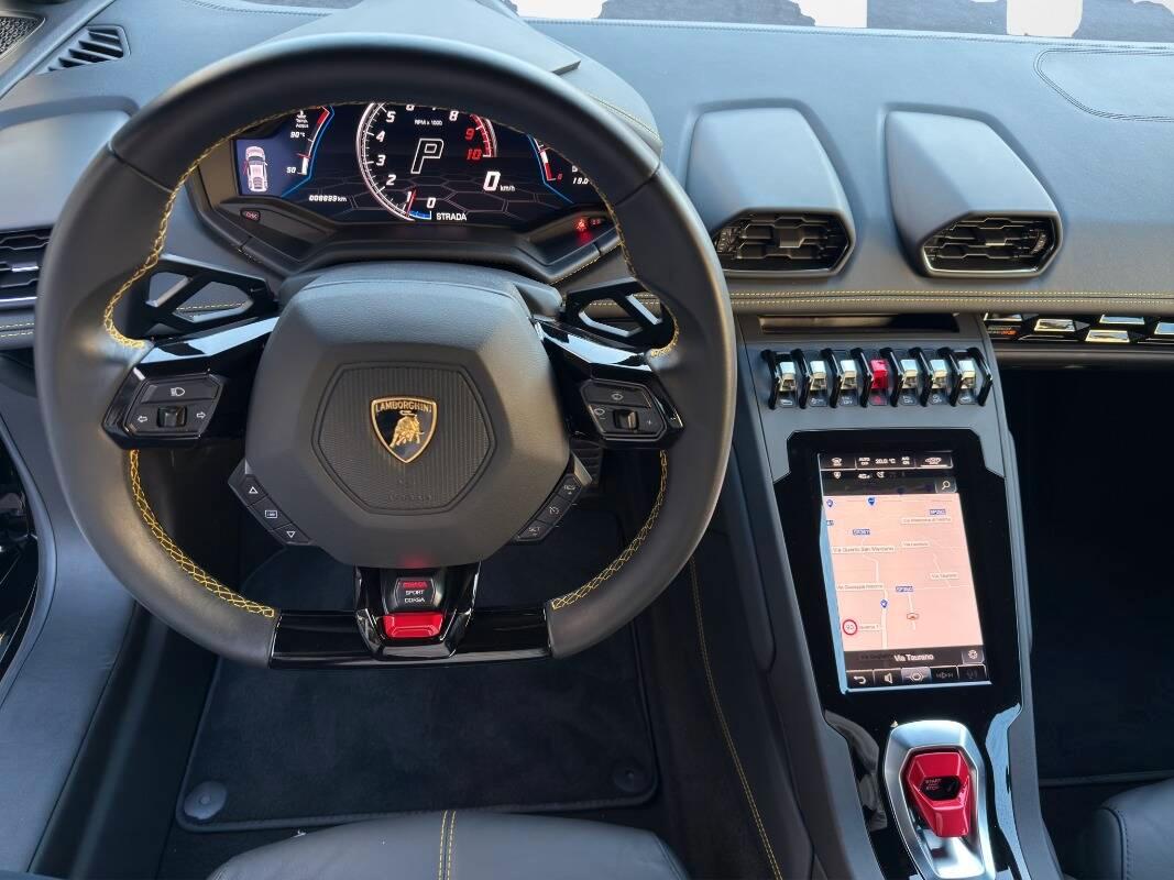 Lamborghini Huracan Coupe Huracan coupe 5.2 Evo 640 awd Sollevatore