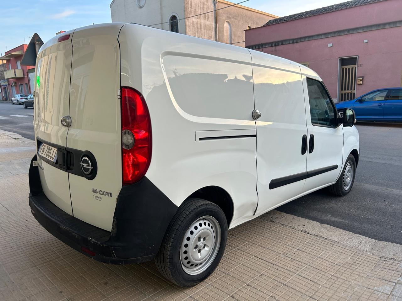 Opel Combo 1.6 CDTi 105CV