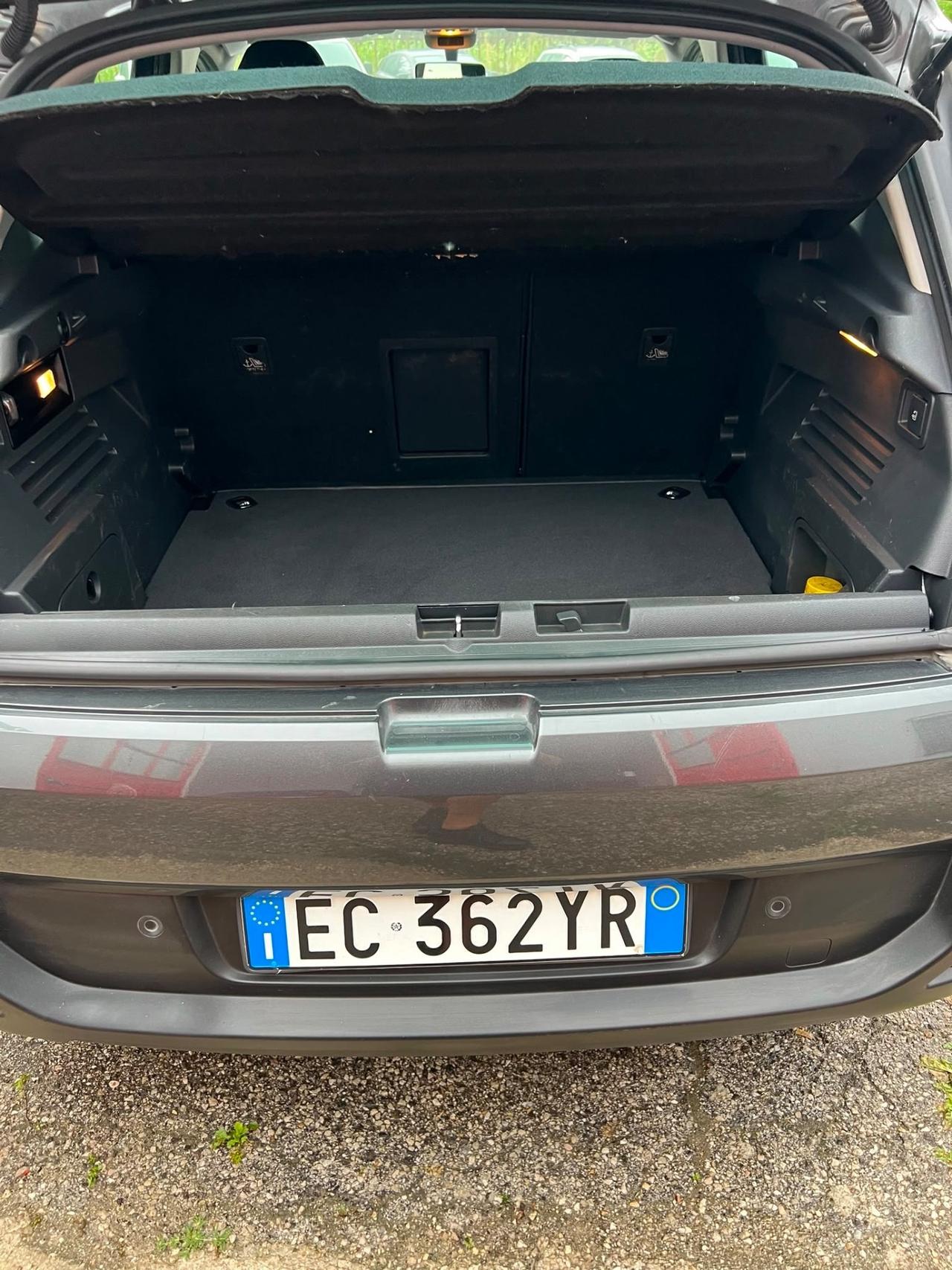 Peugeot 3008 1.6 HDi 110CV Business