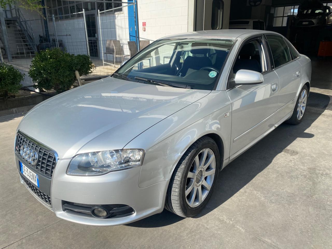 Audi A4 2.0 TDI F.AP. S LINE