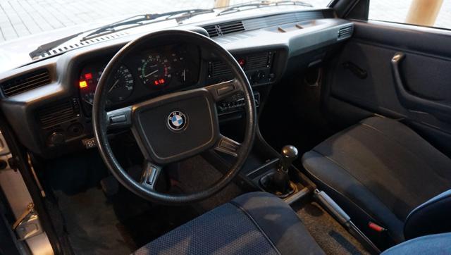 BMW 320 2 porte