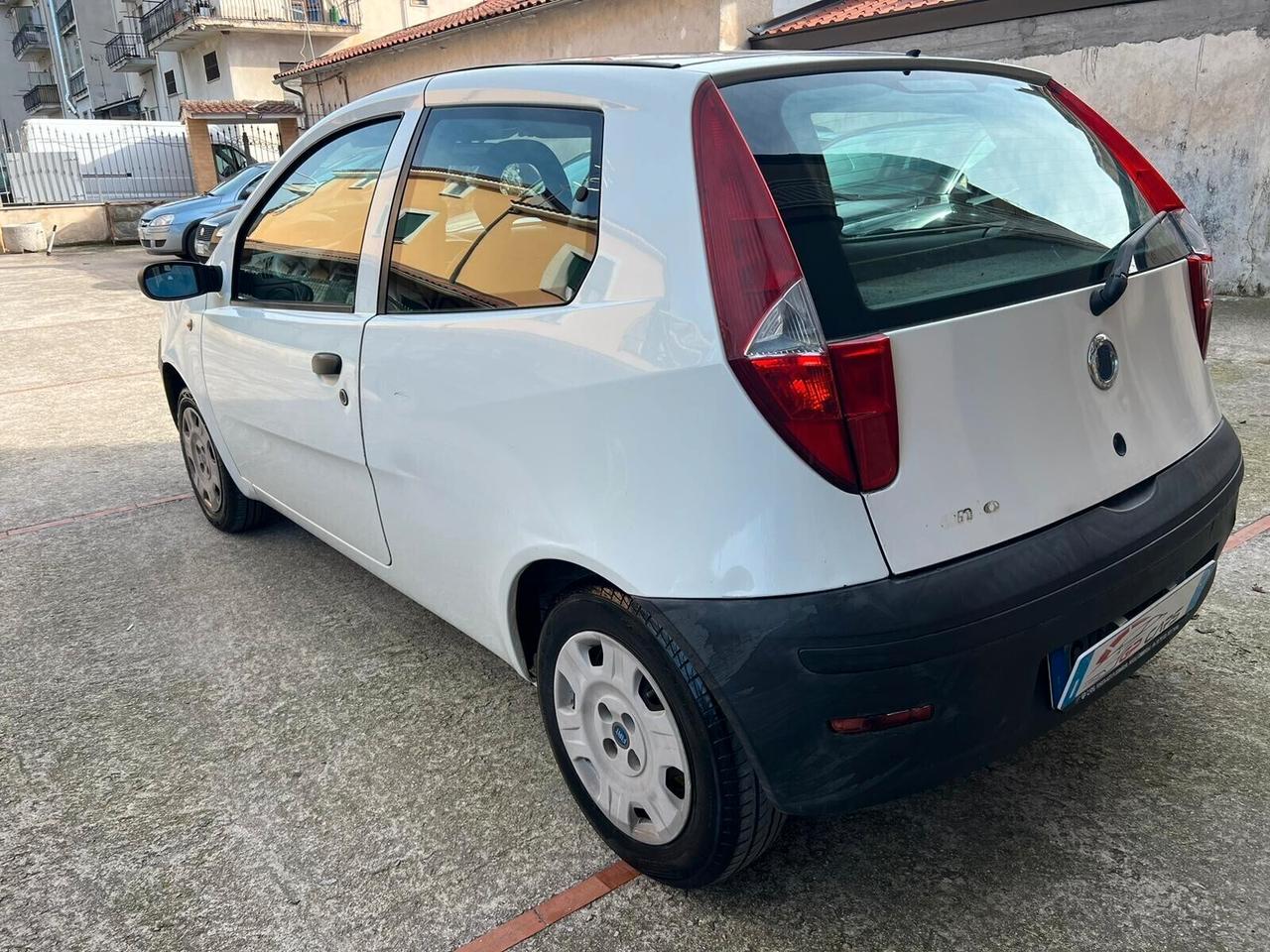 Fiat Punto 1.2 3 porte Active