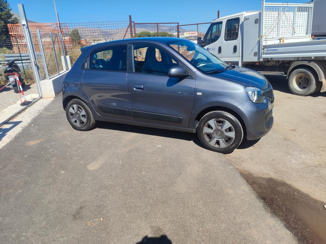 Renault Twingo SCe EDC Duel