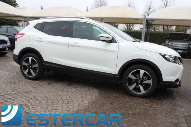 NISSAN Qashqai 1.2 DIG-T aut N-Connecta