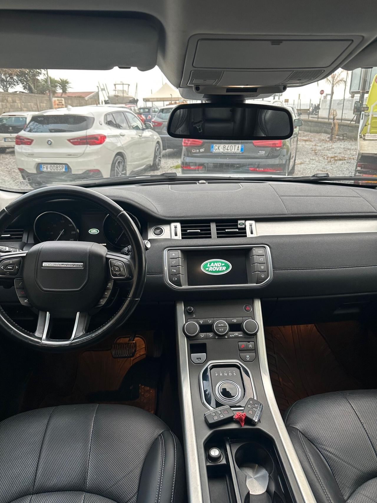 Land Rover Range Evoque 2.0 TD4 180 CV 5p. SE Dynamic