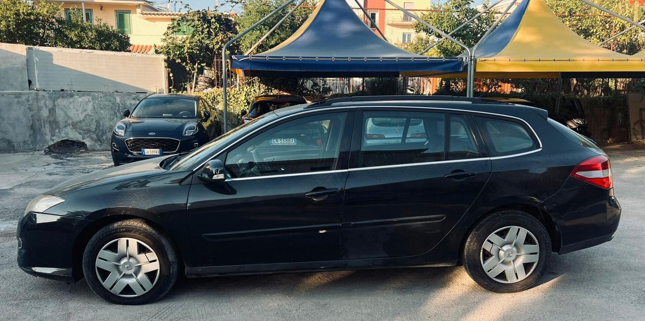 Renault Laguna 2.0 dCi 150CV SporTour Nav