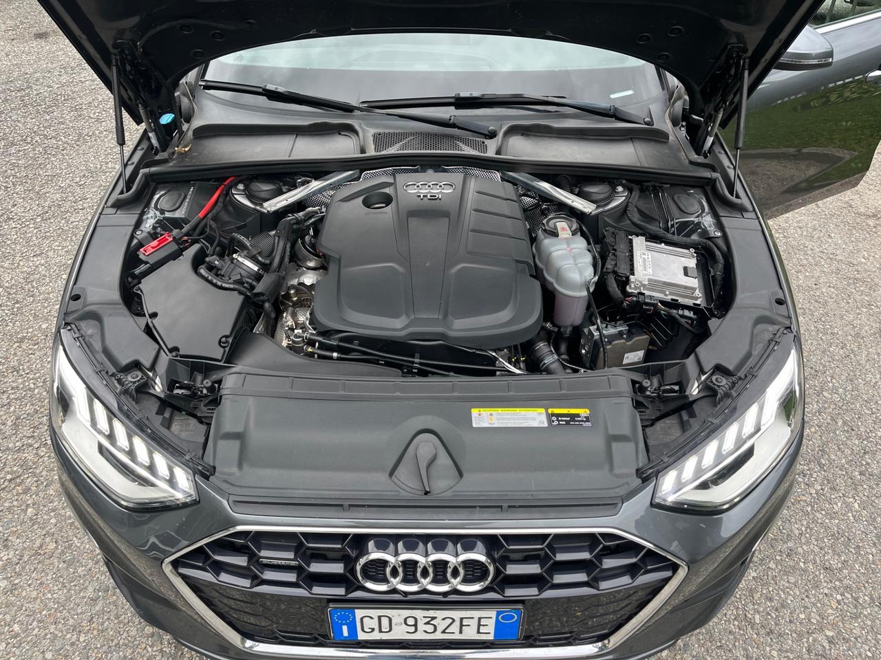 Audi A4 Avant 40 TDI quattro S tronic line edition