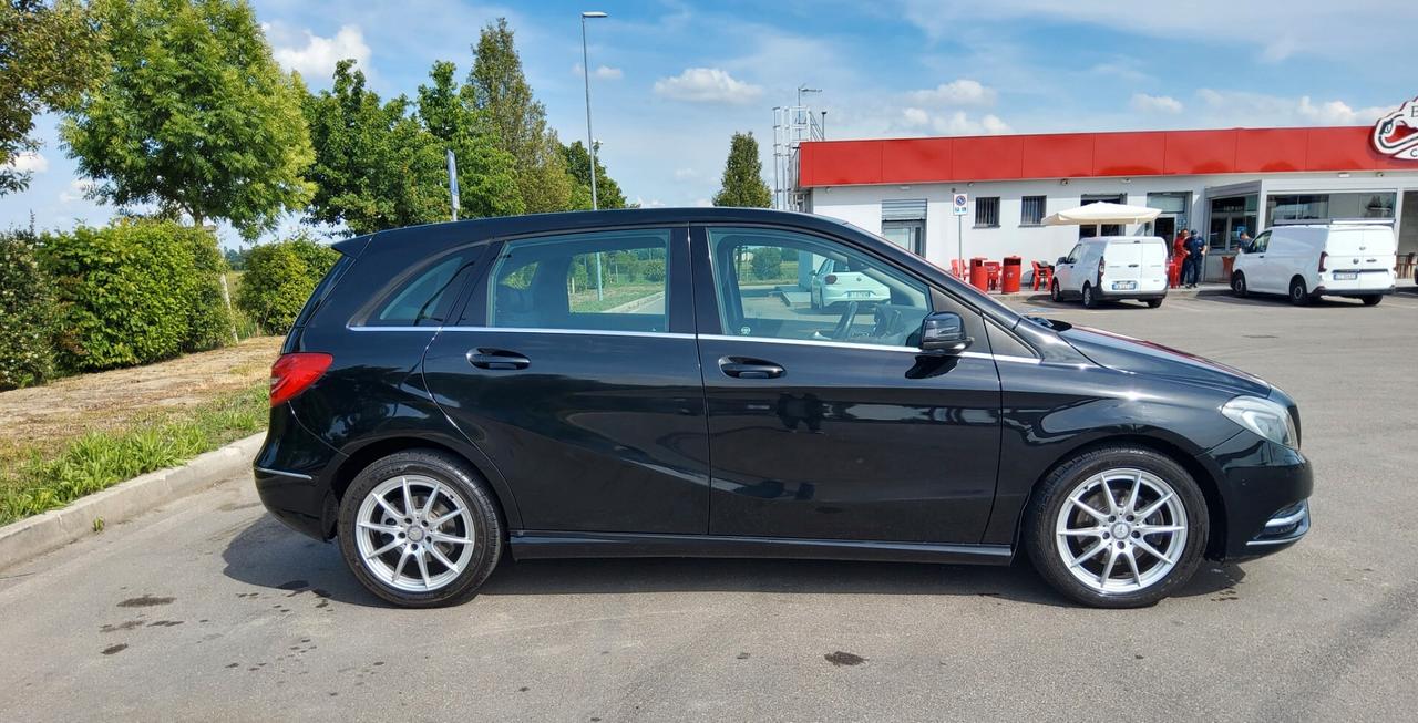 Mercedes-benz B 200 CDI Automatic Premium