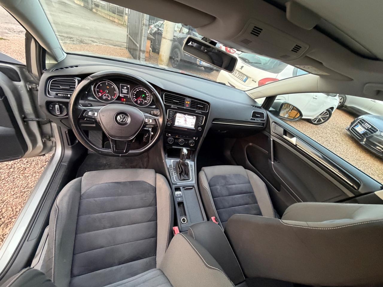 Volkswagen Golf Business 1.6 TDI DSG 5p. Highline BlueMotion Technology