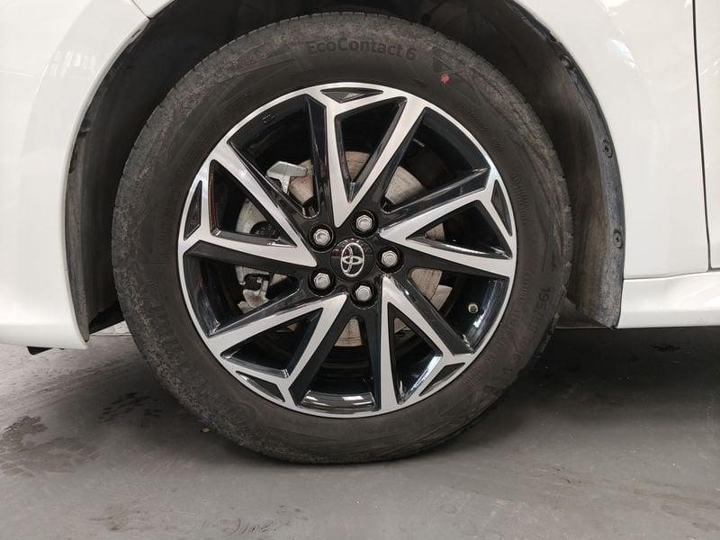 Toyota Yaris Hybrid Trend MY22