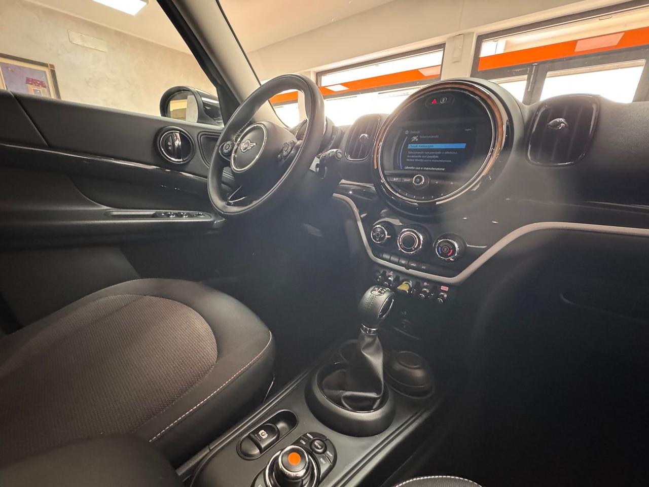 Mini Cooper Countryman Business Edition 1.5 #6394