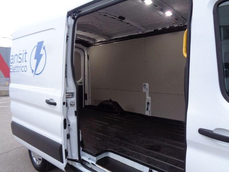 Ford E-Transit E-Transit 350 Batteria 68kWh 184CV L3H2 Furgone Trend + IVA