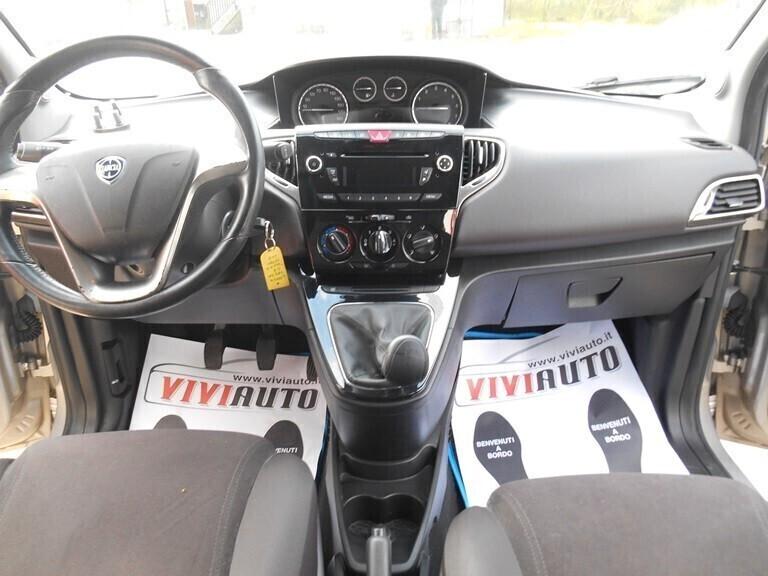 Lancia Ypsilon 0.9 TwinAir 85 CV 5 porte Metano Ecochic Gold