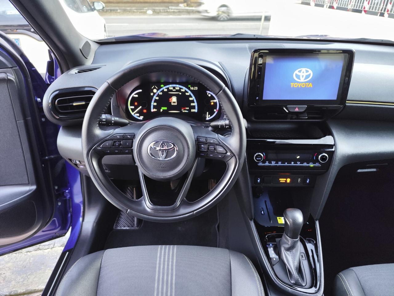 Toyota Yaris Cross 1.5 Hybrid 5p. E-CVT AWD-i Adventure