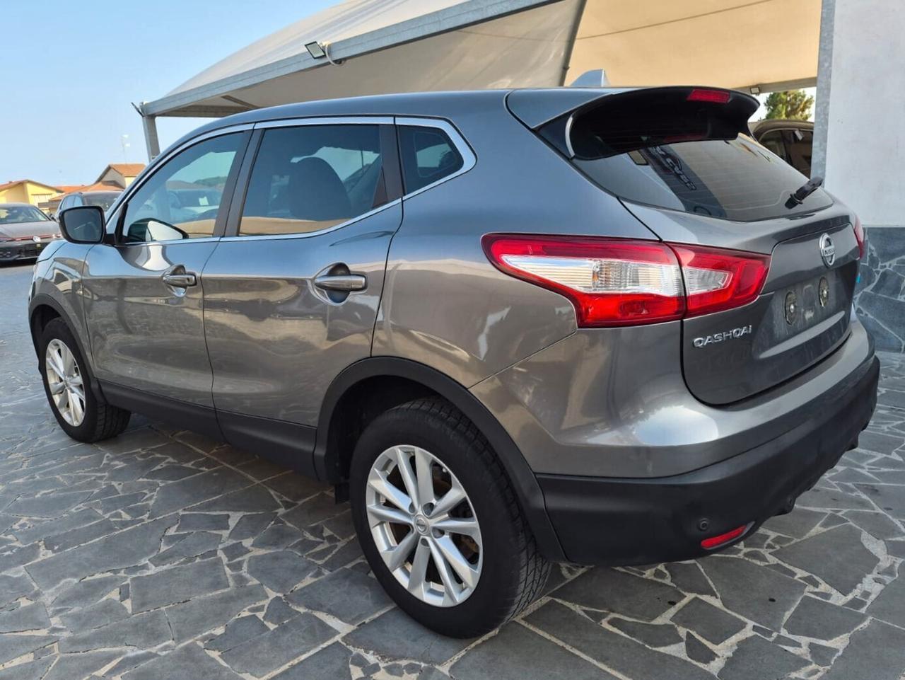 Nissan Qashqai 1.5 dCi N-Connecta