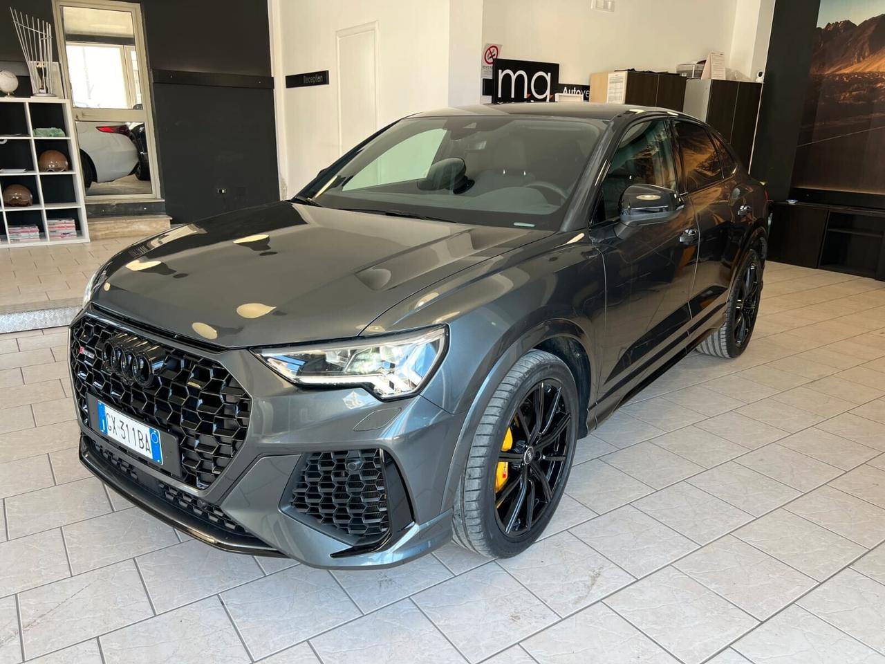 Audi Q3 RS Q3 SPB rsq3 S tronic