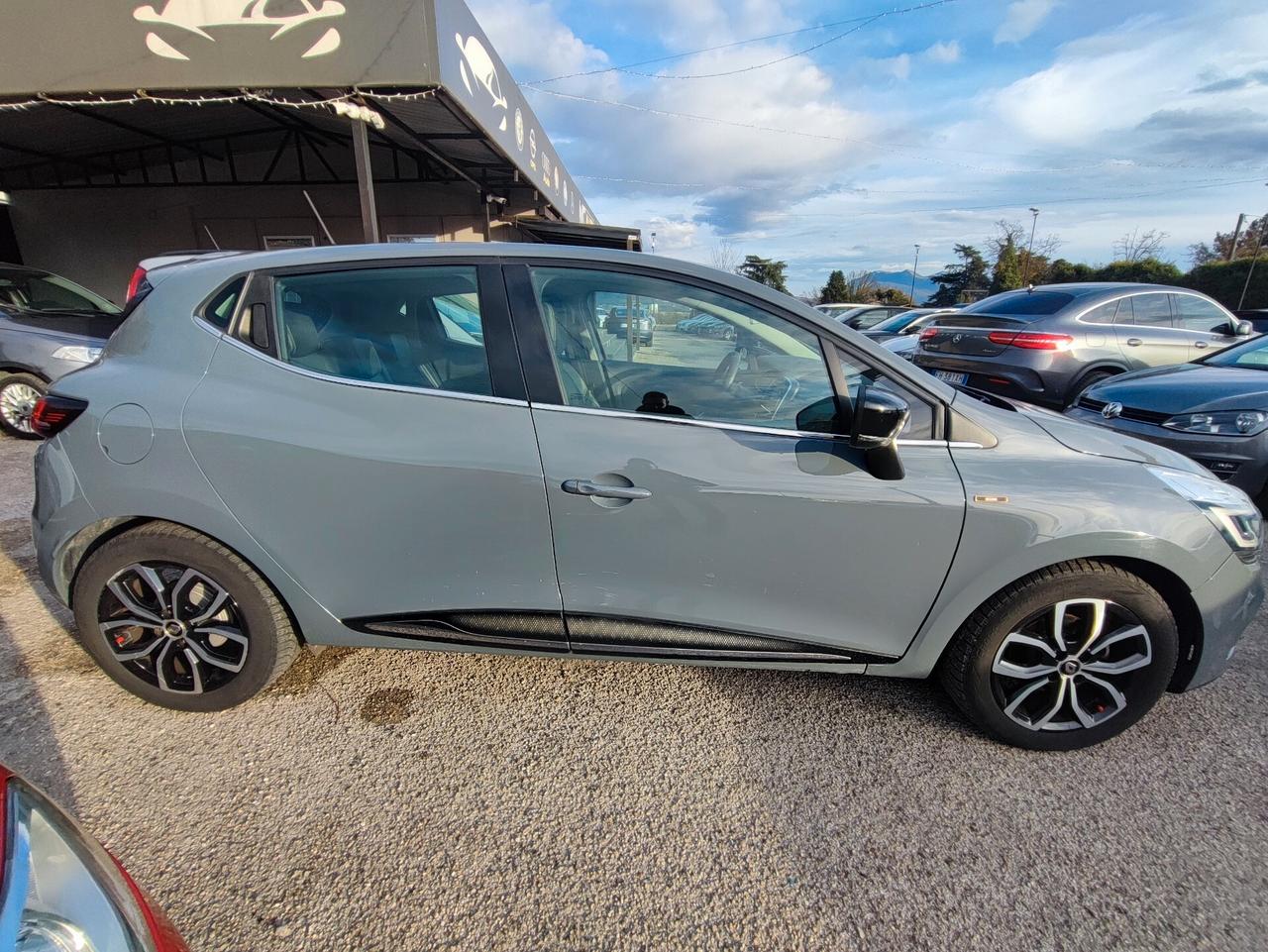Renault Clio dCi 8V 75 CV 5 porte Moschino Life