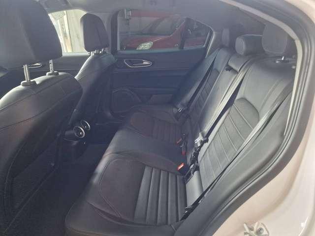 Alfa Romeo Giulia Giulia 2.2 t Super 180cv auto